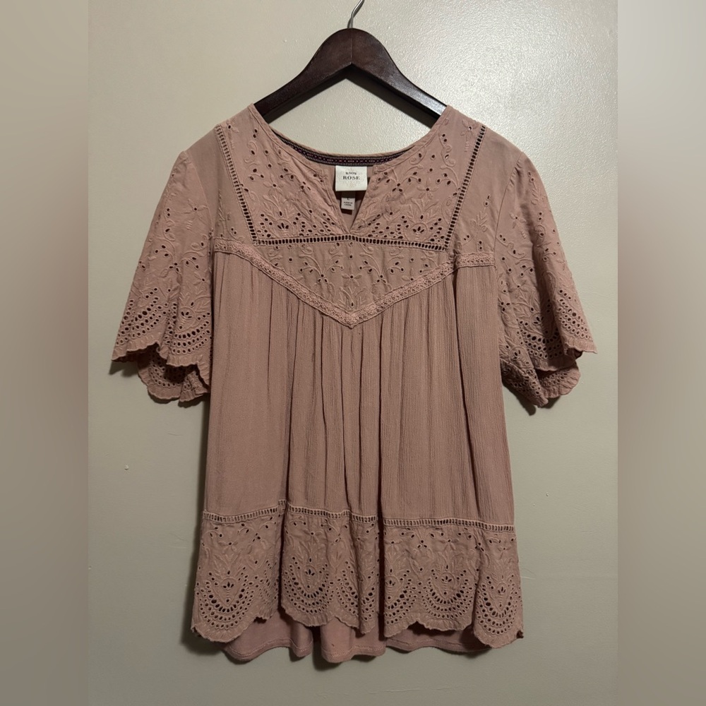 Knox Rose Mauve Eyelet Blouse